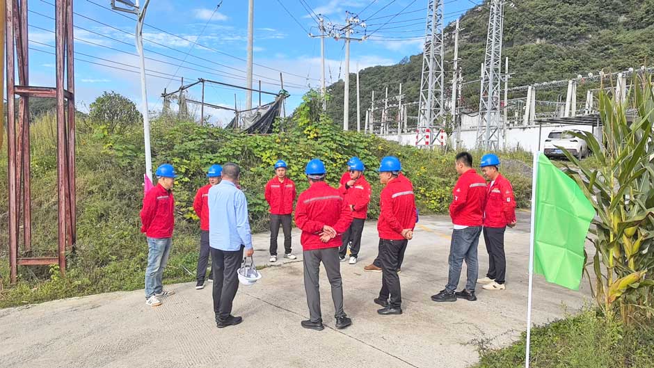 云南省市领导视察绿环旗下大海子瓦斯发电电站